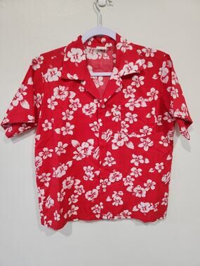 VTG NIKKY HAWAIIAN Red FLORAL Aloha Cropped Hibiscus Flower Size 16 Made In HI